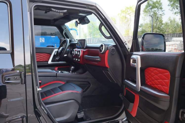 Used BAIC Off-Road BJ40 2022 2.3T Automatic All-Wheel Drive Excellence Edition Interior 2
