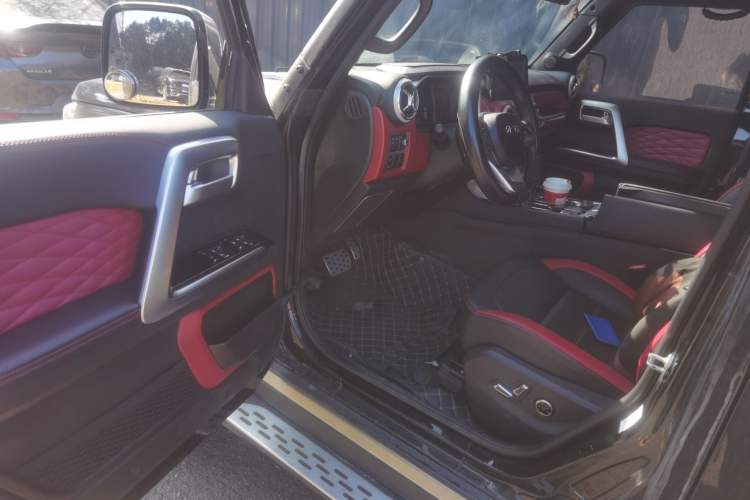 Used BAIC Off-Road BJ40 2022 2.3T Automatic All-Wheel Drive Excellence Edition Interior 3