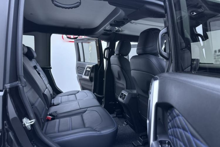 Used BAIC Off-Road BJ40 2022 2.0T Automatic Four-Wheel Drive Business Edition Interior 8