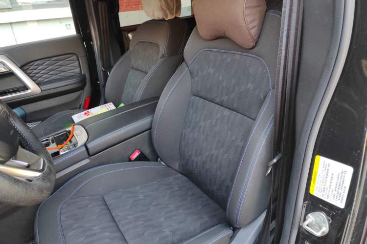 Used BAIC Off-Road BJ40 2022 2.0T Automatic Four-Wheel Drive Business Edition Left Front Seat