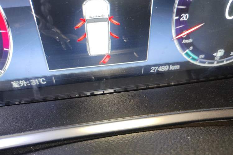 Used BAIC Off-Road BJ40 2022 2.0T Automatic Four-Wheel Drive Business Edition Odometer Close Up