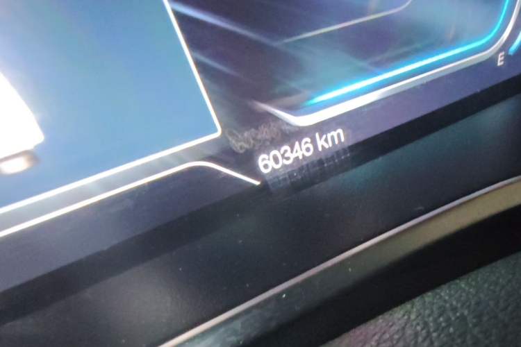 Used BAIC Off-Road BJ40 2022 2.0T Automatic Four-Wheel Drive Ring of the Tower Champion Edition Odometer Close Up