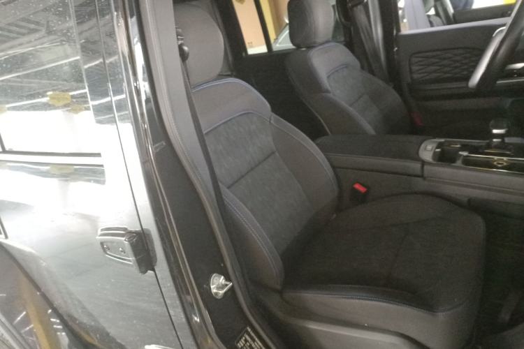 Used BAIC Off-Road BJ40 2022 2.0T Automatic Four-Wheel Drive Business Edition Right Front Seat