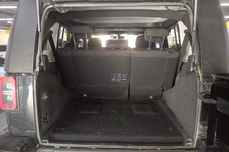 Used BAIC Off-Road BJ40 2022 2.0T Automatic Four-Wheel Drive Business Edition Trunk