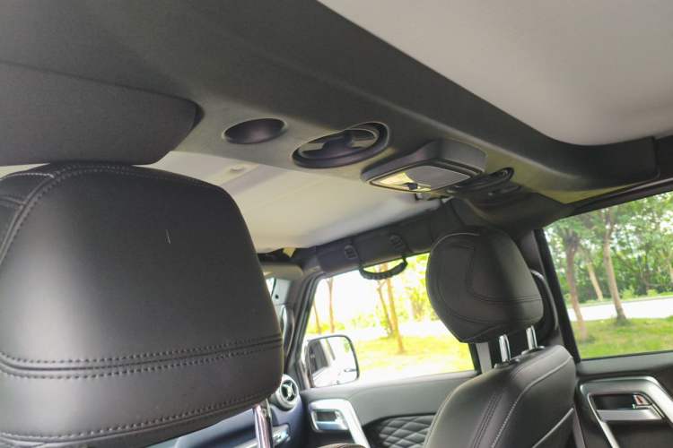 Used BAIC Off-Road BJ40 2022 2.0T Automatic Four-Wheel Drive Ring of the Tower Champion Edition Headliner