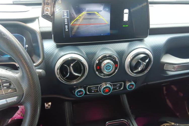Used BAIC Off-Road BJ40 2022 2.0T Automatic Four-Wheel Drive Ring of the Tower Champion Edition Audio And AC Panel