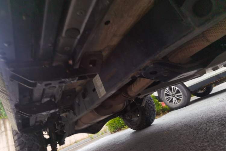 Used BAIC Off-Road BJ40 2022 2.0T Automatic Four-Wheel Drive Ring of the Tower Champion Edition Chassis Front Right
