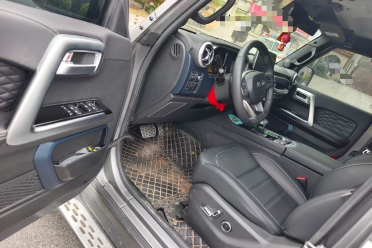 Used BAIC Off-Road BJ40 2022 2.0T Automatic Four-Wheel Drive Ring of the Tower Champion Edition Driver Seat