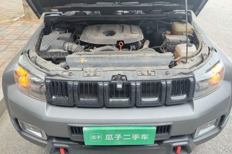 Used BAIC Off-Road BJ40 2022 2.0T Automatic Four-Wheel Drive Ring of the Tower Champion Edition Engine Bay