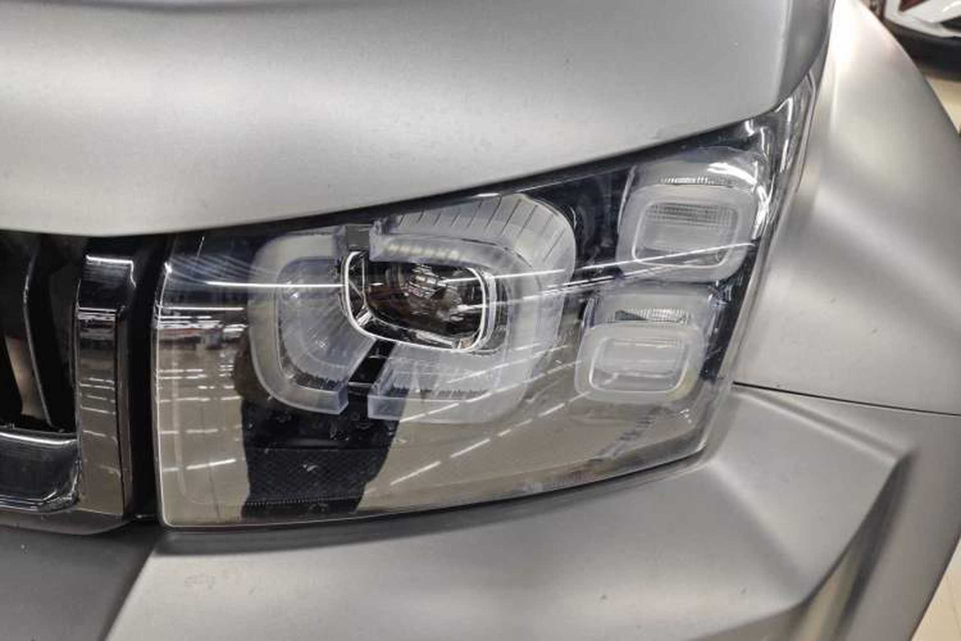 Used BAIC Off-Road BJ40 2022 2.0T Automatic Four-Wheel Drive Ring of the Tower Champion Edition Left Front Headlight