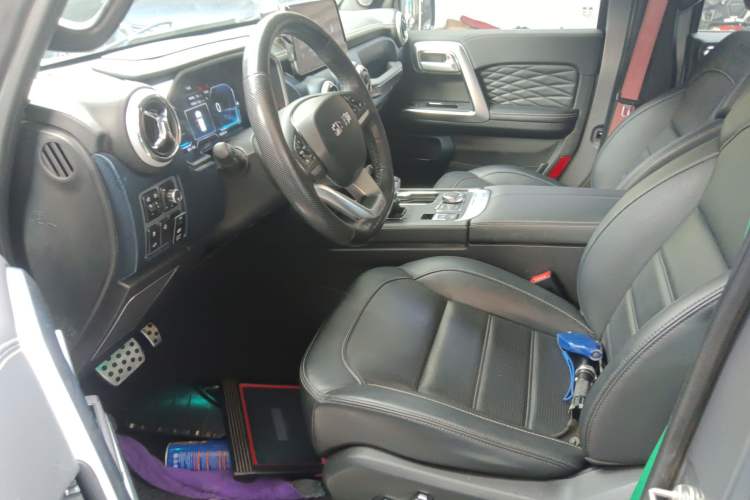 Used BAIC Off-Road BJ40 2022 2.0T Automatic Four-Wheel Drive Ring of the Tower Champion Edition Left Front Seat