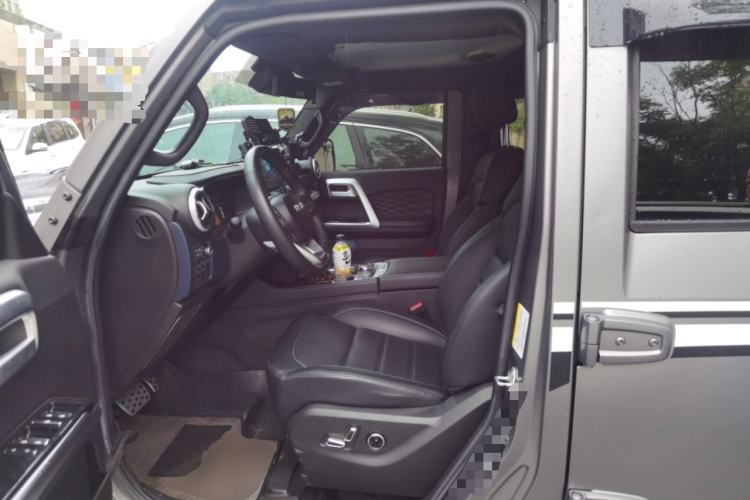 Used BAIC Off-Road BJ40 2022 2.0T Automatic Four-Wheel Drive Ring of the Tower Champion Edition Left Front Seat