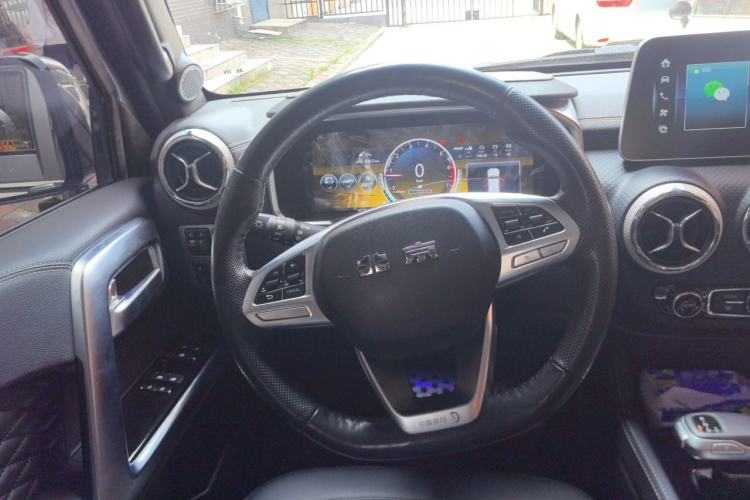 Used BAIC Off-Road BJ40 2022 2.0T Automatic Four-Wheel Drive Ring of the Tower Champion Edition Steering Wheel