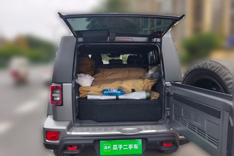 Used BAIC Off-Road BJ40 2022 2.0T Automatic Four-Wheel Drive Ring of the Tower Champion Edition Trunk