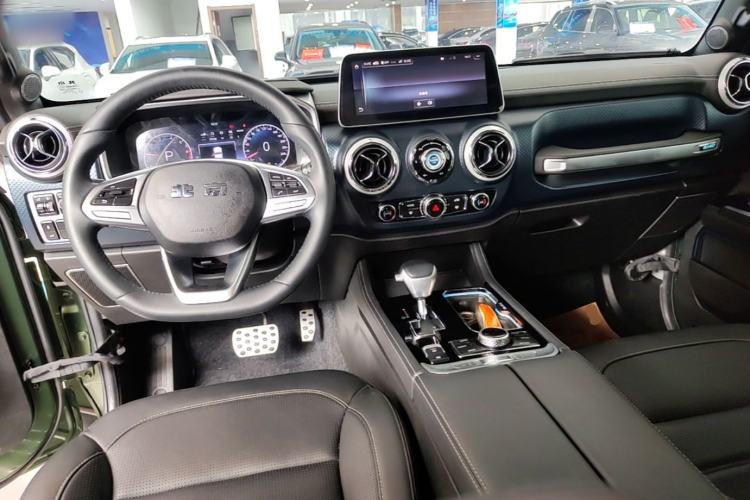 Used BAIC Off-Road BJ40 2022 2.3T Automatic All-Wheel Drive Excellence Edition Center Console