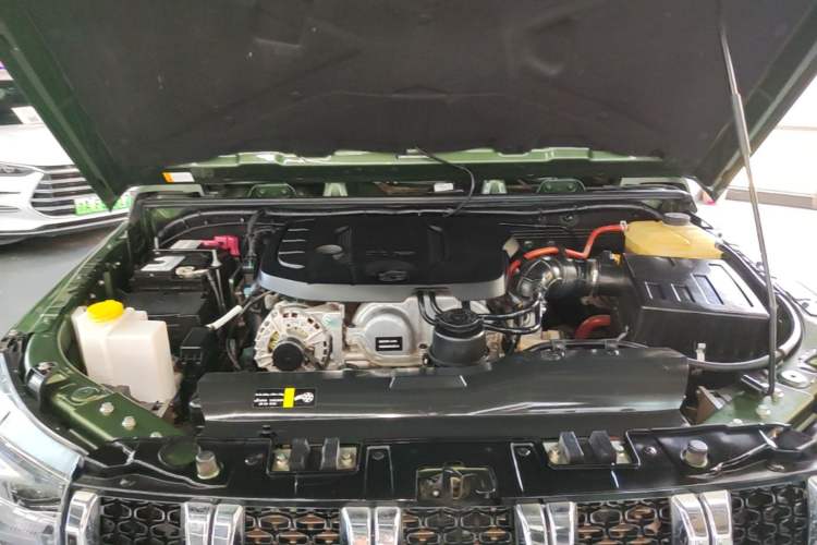 Used BAIC Off-Road BJ40 2022 2.3T Automatic All-Wheel Drive Excellence Edition Engine Bay