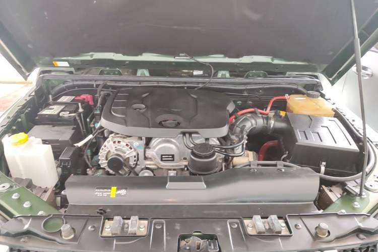 Used BAIC Off-Road BJ40 2022 2.3T Automatic All-Wheel Drive Excellence Edition Engine Bay