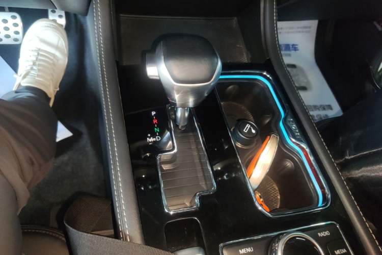 Used BAIC Off-Road BJ40 2022 2.3T Automatic All-Wheel Drive Excellence Edition Gear Lever