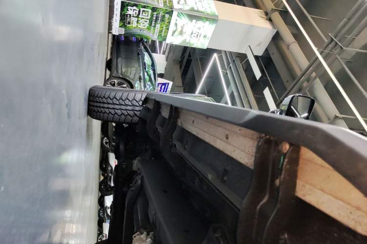 Used BAIC Off-Road BJ40 2022 2.3T Automatic All-Wheel Drive Excellence Edition Left Side Sill