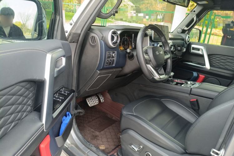 Used BAIC Off-Road BJ40 2022 2.0T Automatic Four-Wheel Drive Ring of the Tower Champion Edition Driver Seat