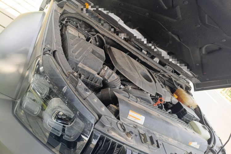 Used BAIC Off-Road BJ40 2022 2.0T Automatic Four-Wheel Drive Ring of the Tower Champion Edition Engine Bay Right