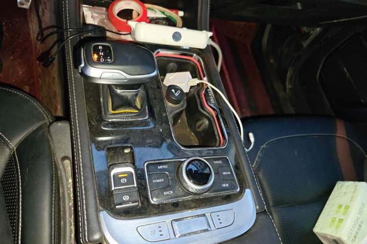 Used BAIC Off-Road BJ40 2022 2.0T Automatic Four-Wheel Drive Ring of the Tower Champion Edition Gear Lever