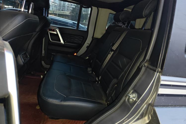 Used BAIC Off-Road BJ40 2022 2.0T Automatic Four-Wheel Drive Ring of the Tower Champion Edition Left Rear Seat