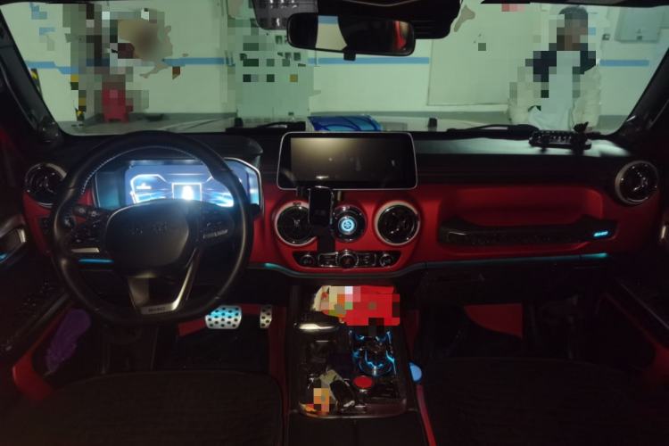 Used BAIC Off-Road BJ40 2022 2.0T Automatic Four-Wheel Drive Business Edition Center Console