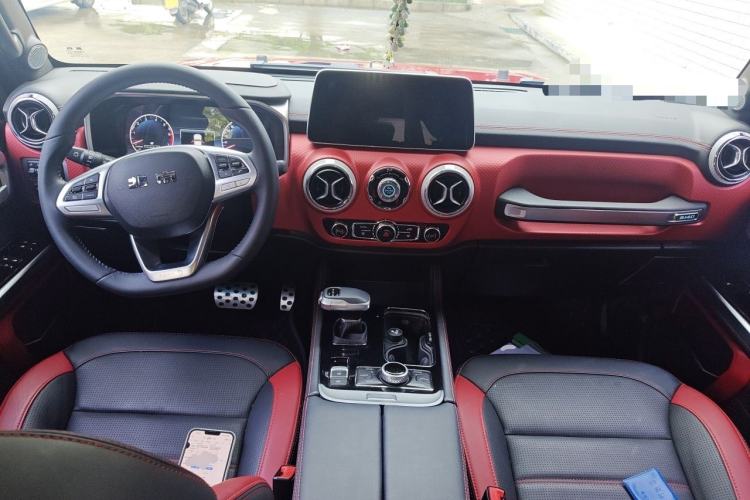 Used BAIC Off-Road BJ40 2022 2.0T Automatic Four-Wheel Drive Business Edition Center Console