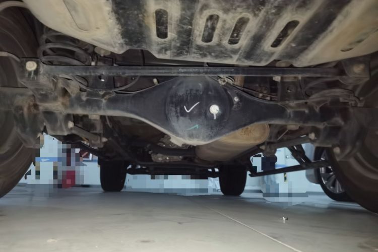 Used BAIC Off-Road BJ40 2022 2.0T Automatic Four-Wheel Drive Business Edition Chassis Rear