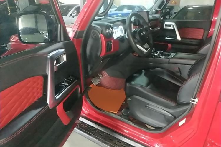 Used BAIC Off-Road BJ40 2022 2.0T Automatic Four-Wheel Drive Business Edition Driver Seat