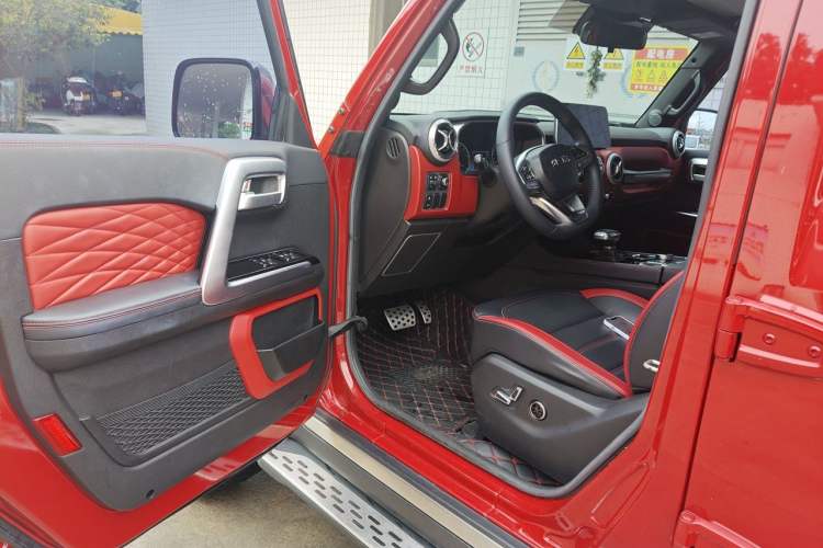 Used BAIC Off-Road BJ40 2022 2.0T Automatic Four-Wheel Drive Business Edition Driver Seat