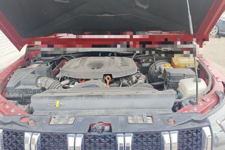 Used BAIC Off-Road BJ40 2022 2.0T Automatic Four-Wheel Drive Business Edition Engine Bay