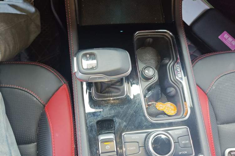 Used BAIC Off-Road BJ40 2022 2.0T Automatic Four-Wheel Drive Business Edition Gear Lever