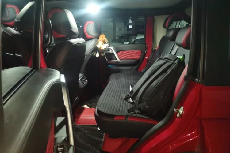 Used BAIC Off-Road BJ40 2022 2.0T Automatic Four-Wheel Drive Business Edition Left Rear Seat