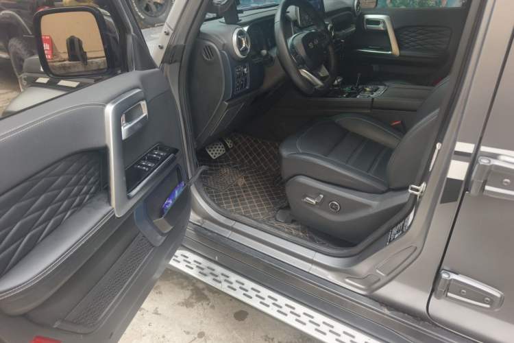 Used BAIC Off-Road BJ40 2022 2.0T Automatic Four-Wheel Drive Ring of the Tower Champion Edition Driver Seat