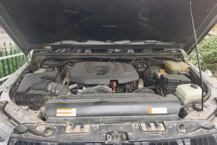Used BAIC Off-Road BJ40 2022 2.0T Automatic Four-Wheel Drive Ring of the Tower Champion Edition Engine Bay