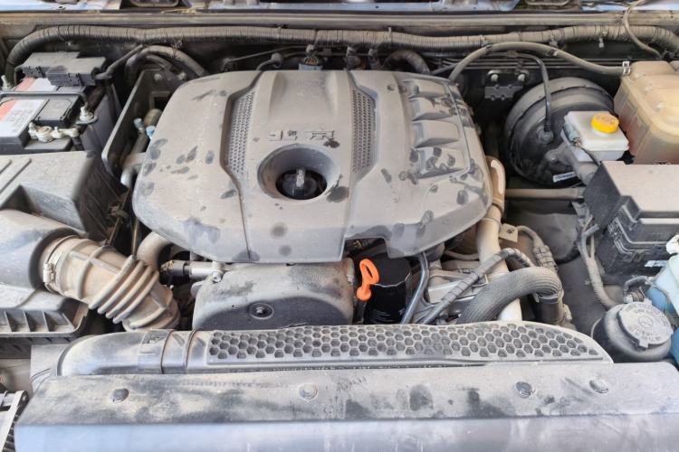 Used BAIC Off-Road BJ40 2022 2.0T Automatic Four-Wheel Drive Ring of the Tower Champion Edition Engine Bay