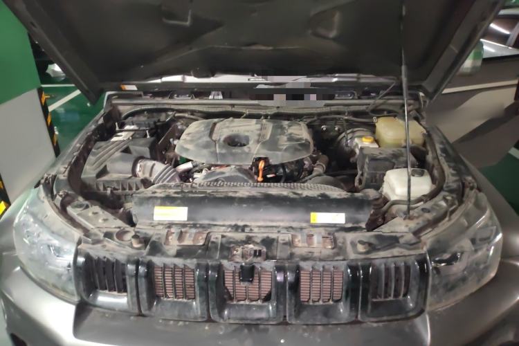 Used BAIC Off-Road BJ40 2022 2.0T Automatic Four-Wheel Drive Ring of the Tower Champion Edition Engine Bay