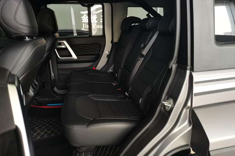 Used BAIC Off-Road BJ40 2022 2.0T Automatic Four-Wheel Drive Ring of the Tower Champion Edition Interior 1