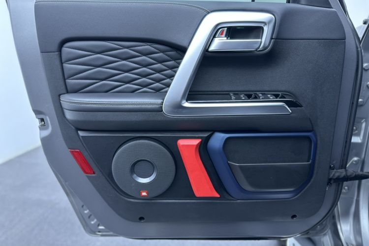 Used BAIC Off-Road BJ40 2022 2.0T Automatic Four-Wheel Drive Ring of the Tower Champion Edition Interior 5