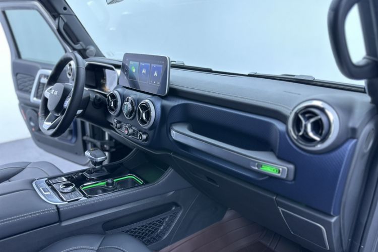 Used BAIC Off-Road BJ40 2022 2.0T Automatic Four-Wheel Drive Ring of the Tower Champion Edition Interior 9