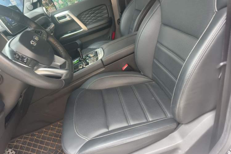 Used BAIC Off-Road BJ40 2022 2.0T Automatic Four-Wheel Drive Ring of the Tower Champion Edition Left Front Seat