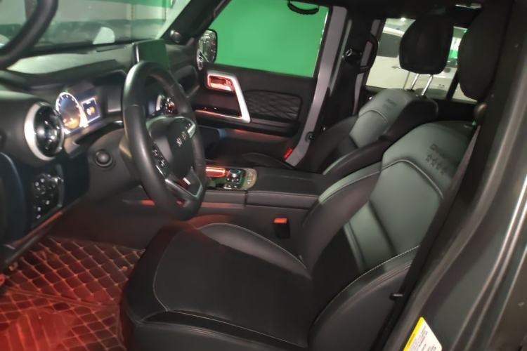 Used BAIC Off-Road BJ40 2022 2.0T Automatic Four-Wheel Drive Ring of the Tower Champion Edition Left Front Seat