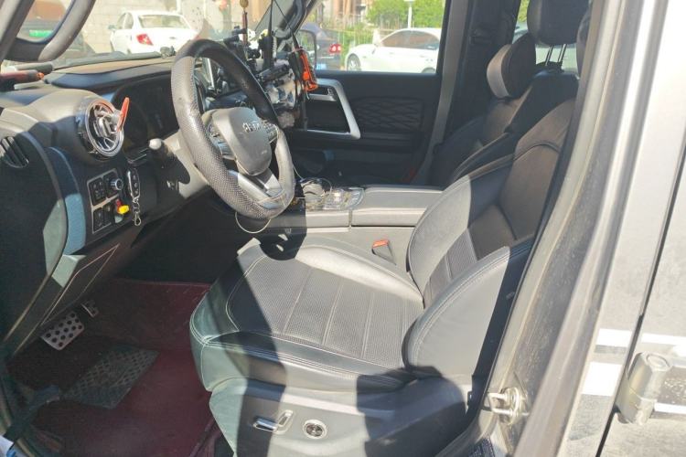 Used BAIC Off-Road BJ40 2022 2.0T Automatic Four-Wheel Drive Ring of the Tower Champion Edition Left Front Seat