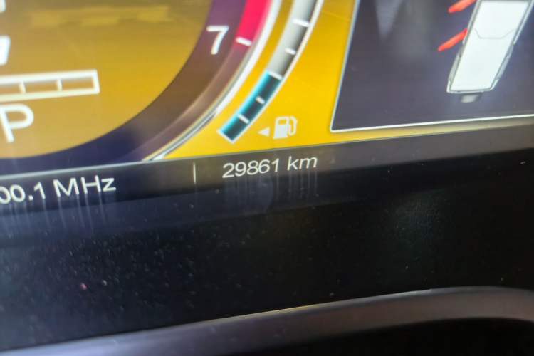 Used BAIC Off-Road BJ40 2022 2.0T Automatic Four-Wheel Drive Ring of the Tower Champion Edition Odometer Close Up