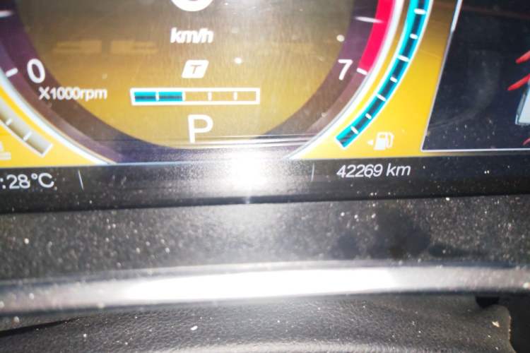 Used BAIC Off-Road BJ40 2022 2.0T Automatic Four-Wheel Drive Ring of the Tower Champion Edition Odometer Close Up