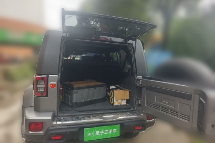 Used BAIC Off-Road BJ40 2022 2.0T Automatic Four-Wheel Drive Ring of the Tower Champion Edition Trunk