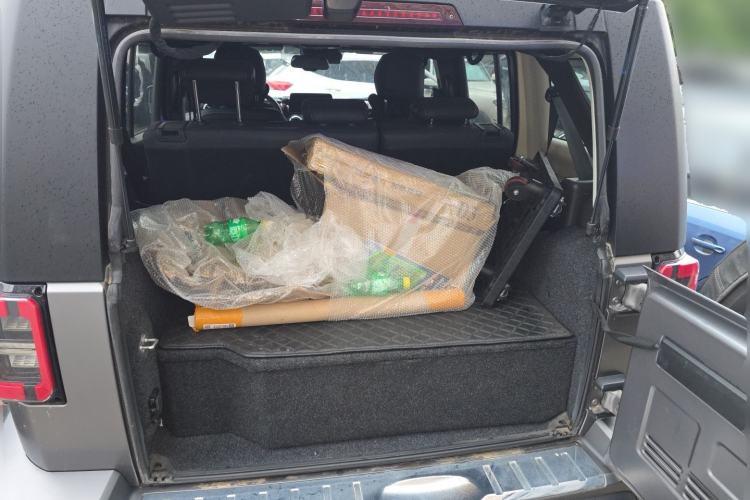 Used BAIC Off-Road BJ40 2022 2.0T Automatic Four-Wheel Drive Ring of the Tower Champion Edition Trunk