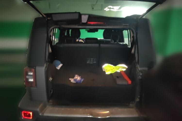 Used BAIC Off-Road BJ40 2022 2.0T Automatic Four-Wheel Drive Ring of the Tower Champion Edition Trunk